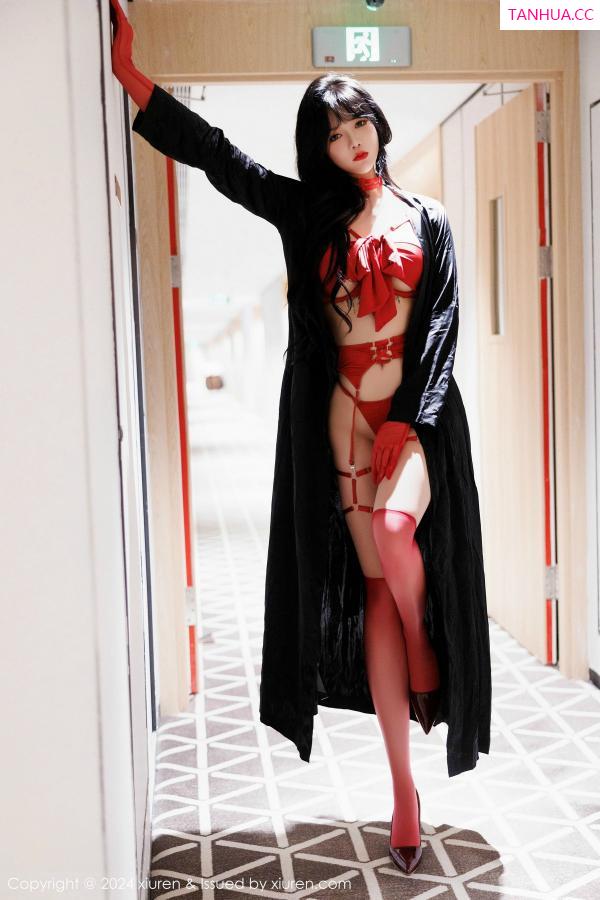 小娜比  [XiuRen]高清写真图 2024.12.27 No.9671 娜比 丝袜美腿第5张图片